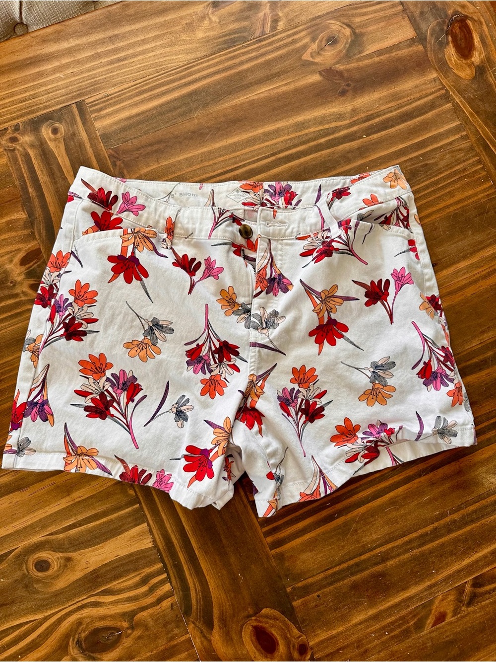 St. John's Bay White Floral Cotton Shorts with Red, Pink & Orange Blooms